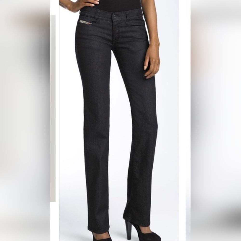 Diesel Industry NWOT Soozy Stretch Women's Size 29